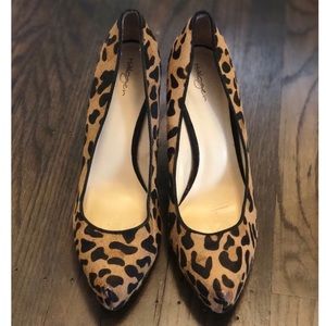 Halogen calf hair wedges